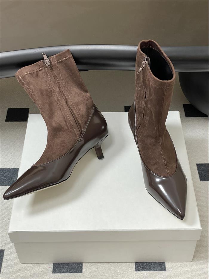 20251128172614144 370